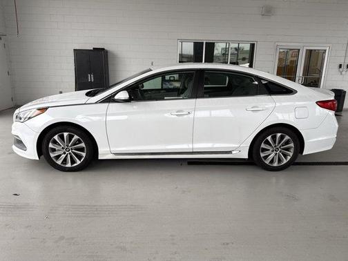 2015 Hyundai SONATA Sport