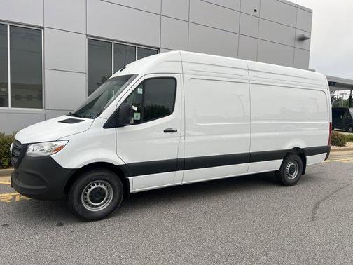 2025 Mercedes-Benz Sprinter 2500 High Roof