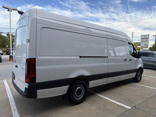 2026 Mercedes-Benz Sprinter 2500 High Roof