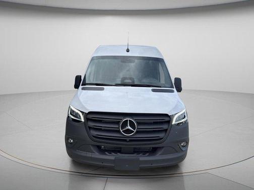 Arctic White 2026 Mercedes-Benz Sprinter 2500 High Roof
