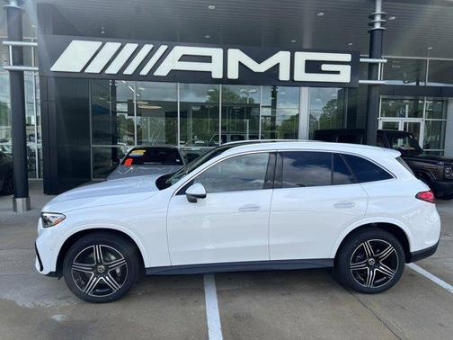 2025 Mercedes-Benz GLC 300 Base