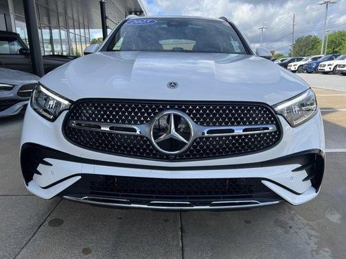 2025 Mercedes-Benz GLC 300 Base