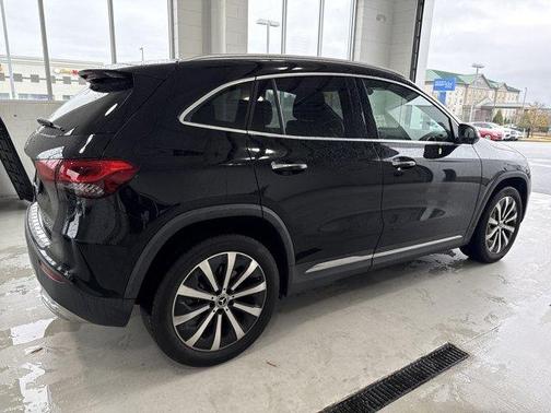 2023 Mercedes-Benz GLA 250 Base