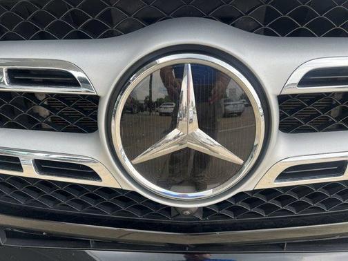 2021 Mercedes-Benz GLS 450 4MATIC