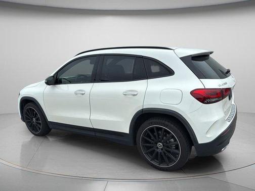 Polar White 2022 Mercedes-Benz GLA 250 Base