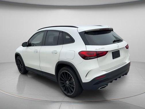 Polar White 2022 Mercedes-Benz GLA 250 Base