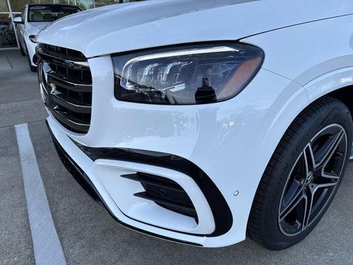 2026 Mercedes-Benz GLS 450 4MATIC