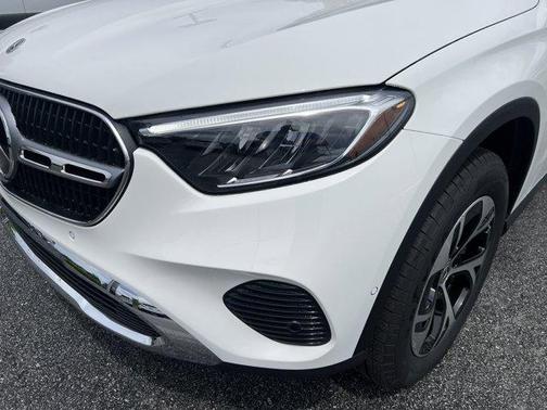 2025 Mercedes-Benz GLC 350e Base 4MATIC