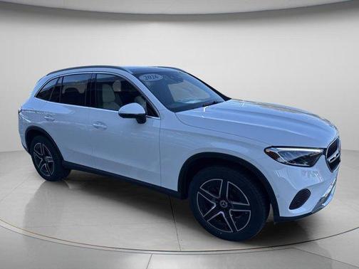 2026 Mercedes-Benz GLC 300 Base