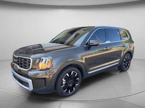 Dark Moss 2024 Kia Telluride SX