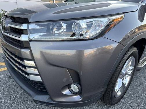 2018 Toyota Highlander Limited Platinum