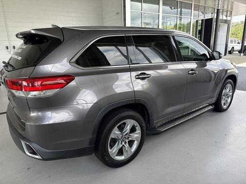 2018 Toyota Highlander Limited Platinum