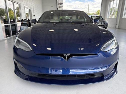 2022 Tesla Model S Plaid
