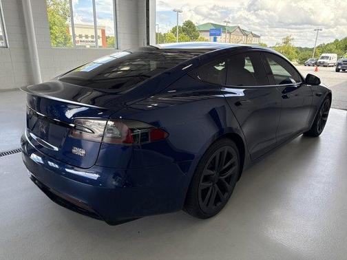 2022 Tesla Model S Plaid