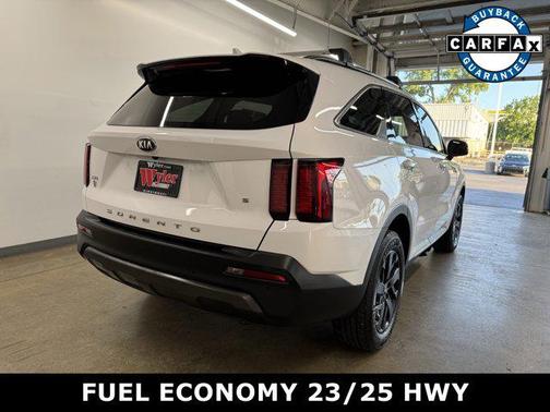 2021 Kia Sorento S
