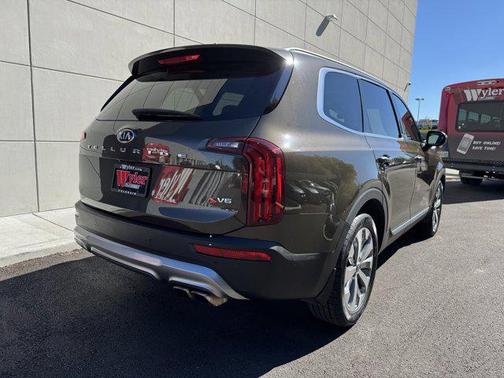 2020 Kia Telluride S