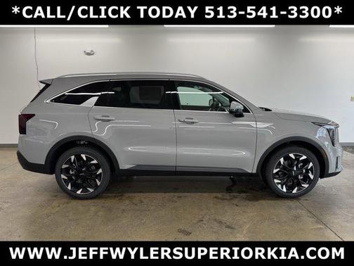 2025 Kia Sorento EX