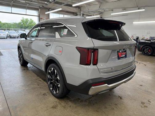 2025 Kia Sorento EX
