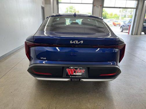 2025 Kia K4 EX