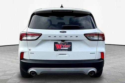 Star White Metallic Tri-Coat 2020 Ford Escape SE