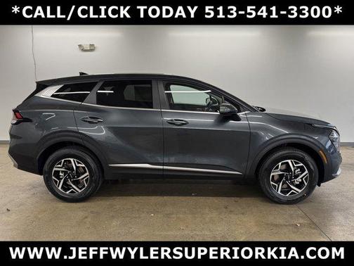 2025 Kia Sportage LX