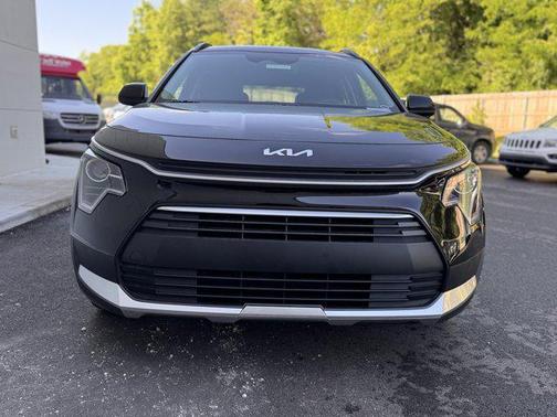 Aurora Black Pearl 2026 Kia Niro LX