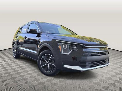 Aurora Black Pearl 2026 Kia Niro LX