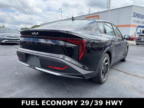 2025 Kia K4 EX