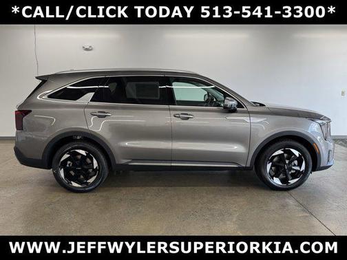 2025 Kia Sorento Hybrid EX
