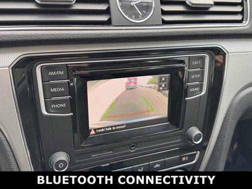 2016 Volkswagen Passat 1.8T S