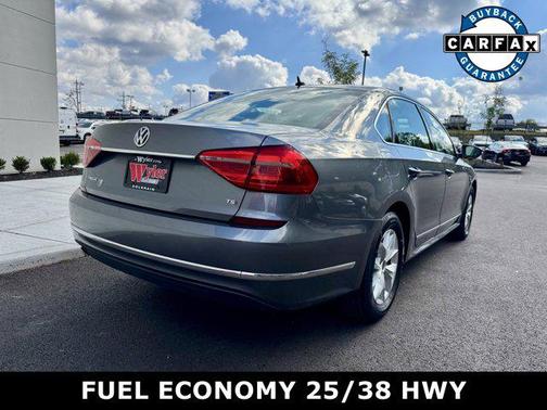 2016 Volkswagen Passat 1.8T S