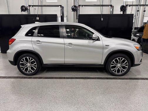 2019 Mitsubishi Outlander Sport 2.0 ES