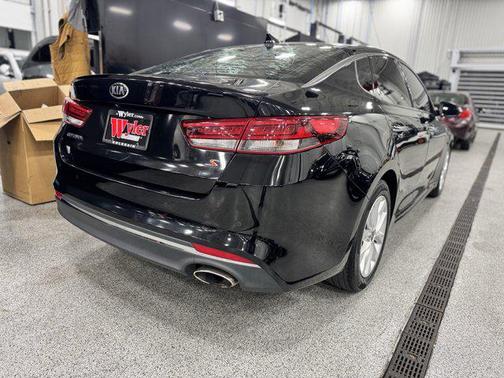 Ebony Black 2018 Kia Optima S