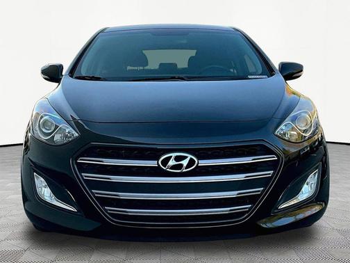 Black Noir Pearl 2016 Hyundai Elantra GT Base