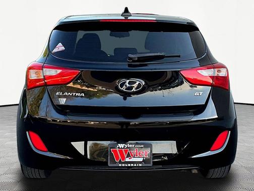 Black Noir Pearl 2016 Hyundai Elantra GT Base