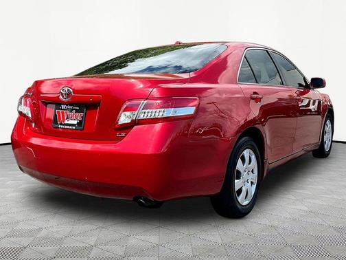 Barcelona Red Metallic 2011 Toyota Camry LE