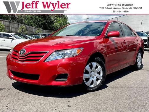 Barcelona Red Metallic 2011 Toyota Camry LE