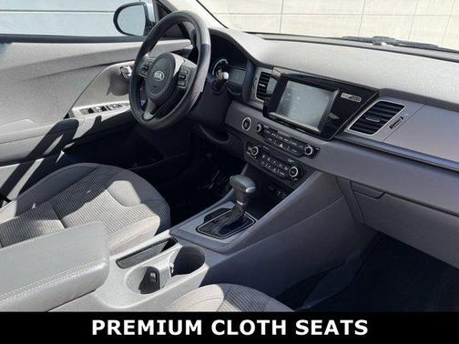 2017 Kia Niro LX