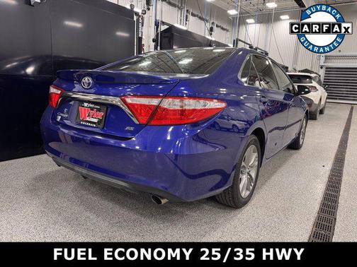 2015 Toyota Camry SE