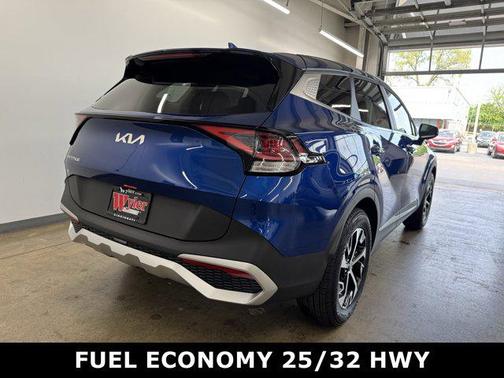 2025 Kia Sportage EX