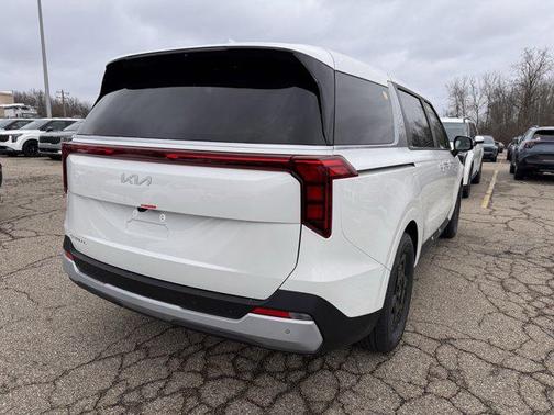 2026 Kia Carnival LXS