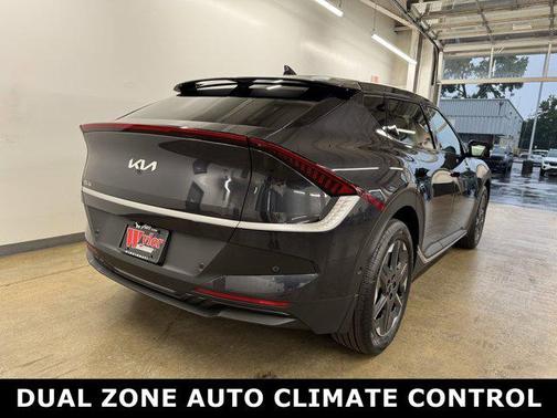 2025 Kia EV6 Light Long Range