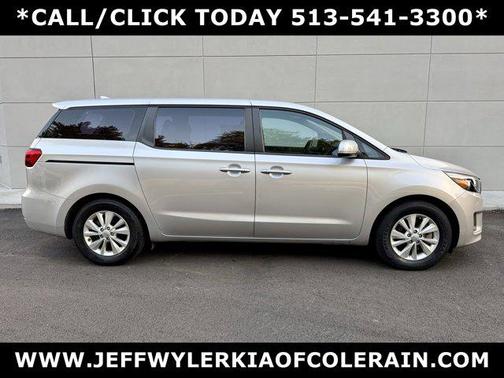 2016 Kia Sedona L