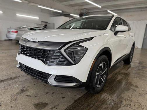2025 Kia Sportage Hybrid LX