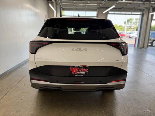 2026 Kia Sportage Hybrid LX