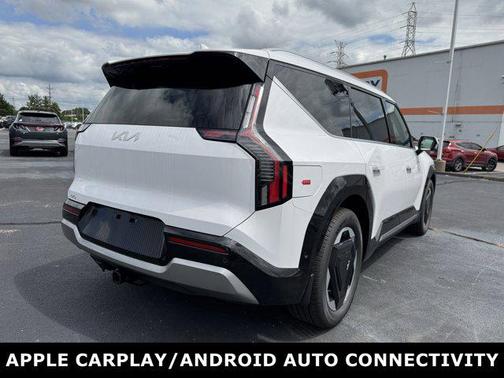 2026 Kia EV9 Land