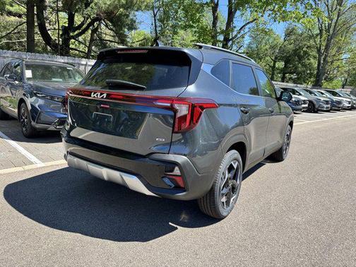 Gravity Gray 2026 Kia Seltos EX