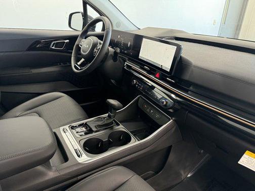 2025 Kia Carnival SX Prestige