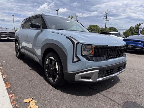 Frost Blue 2027 Kia Seltos S