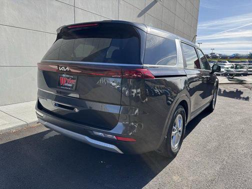 2022 Kia Carnival LXS